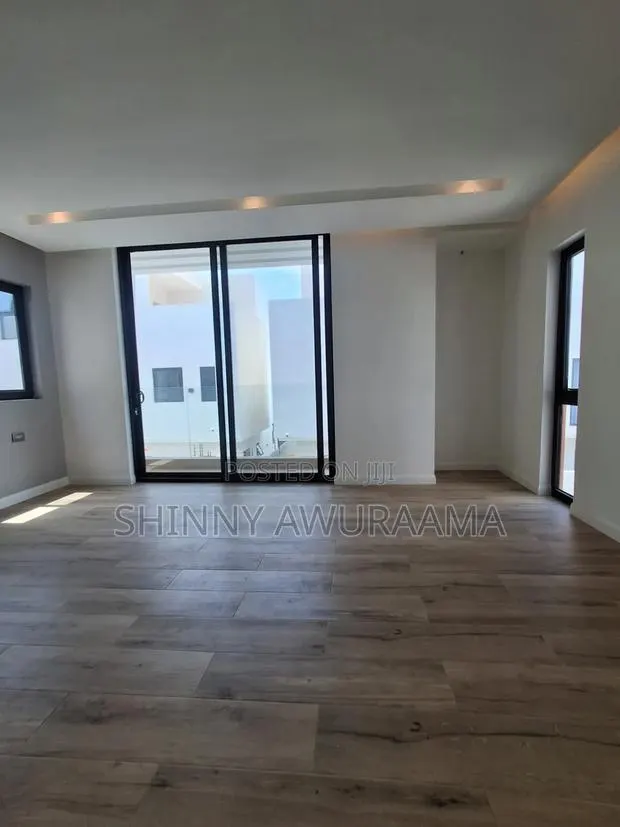 4bdrm House in Dzorwulu for sale · Photo 4