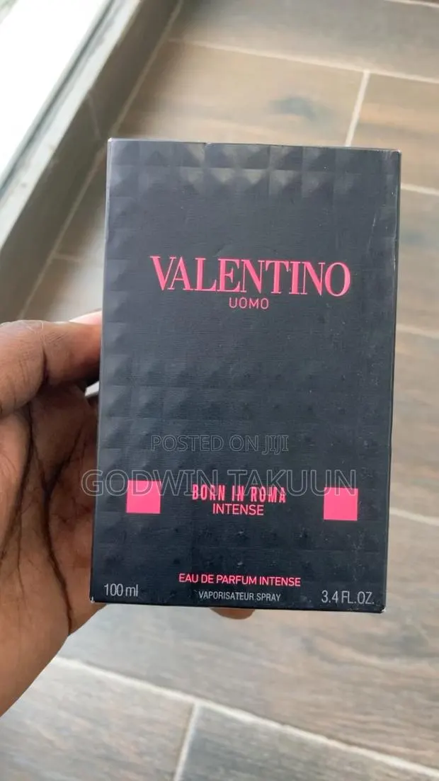 Limited Promo! Authentic Valentino Born in Roma · Photo 1