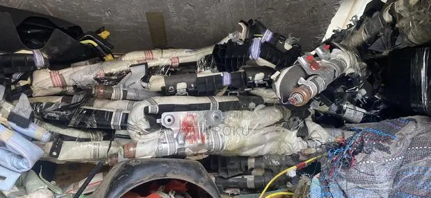 Honda,Toyota,Mercedes Benz Etc · Photo 1