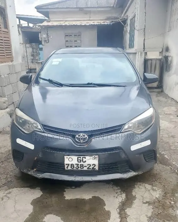 Toyota Corolla LE 4dr Sedan (1.8L 4cyl CVT) 2016 Gray · Photo 1