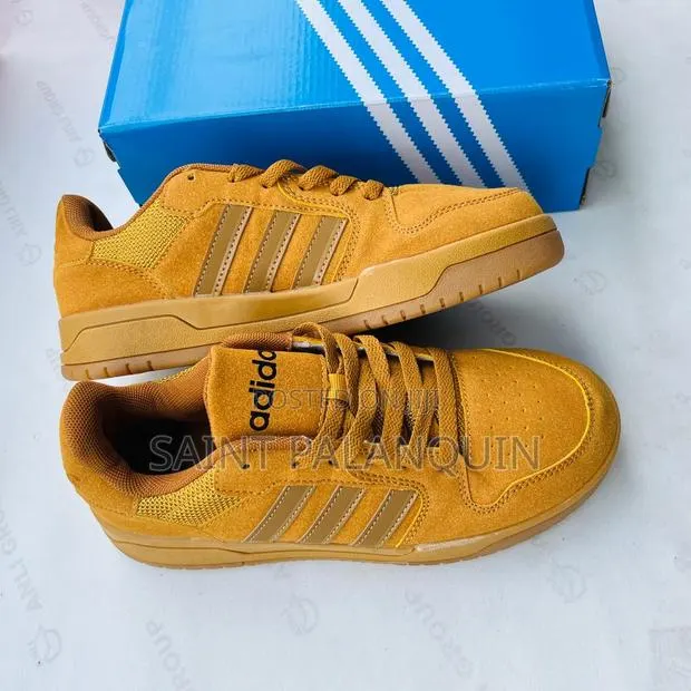 Adidas Sneaker · Photo 1