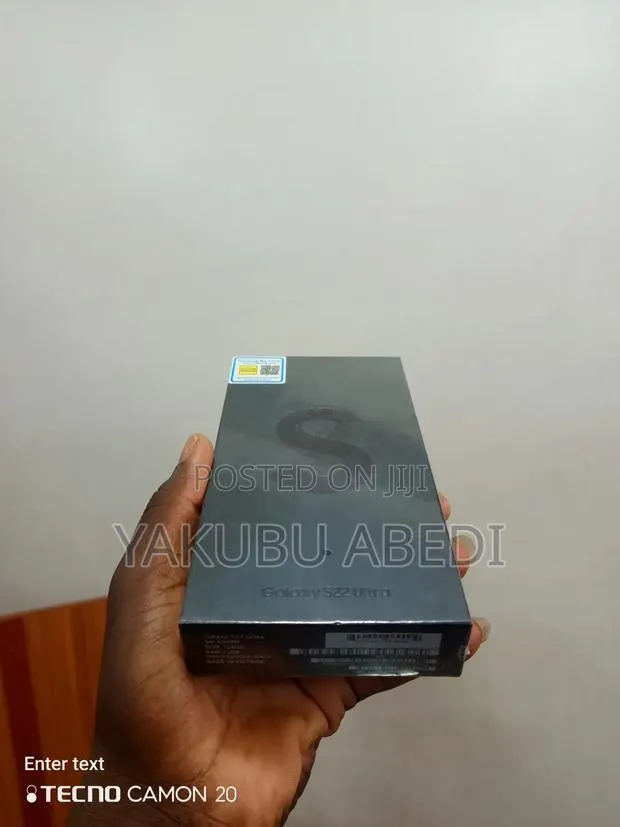 New Samsung Galaxy S22 Ultra 5G 256 GB Black · Photo 1