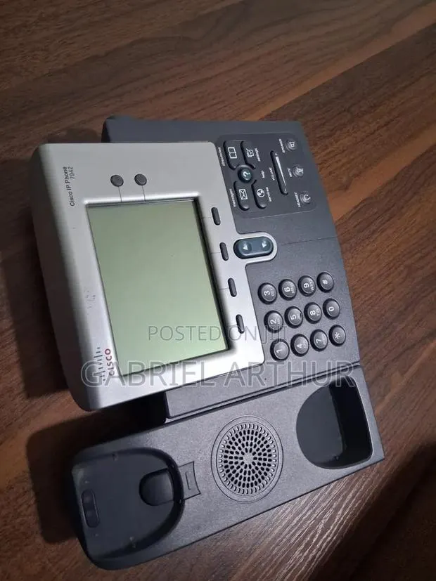 Ip Cisco Telephone · Photo 1