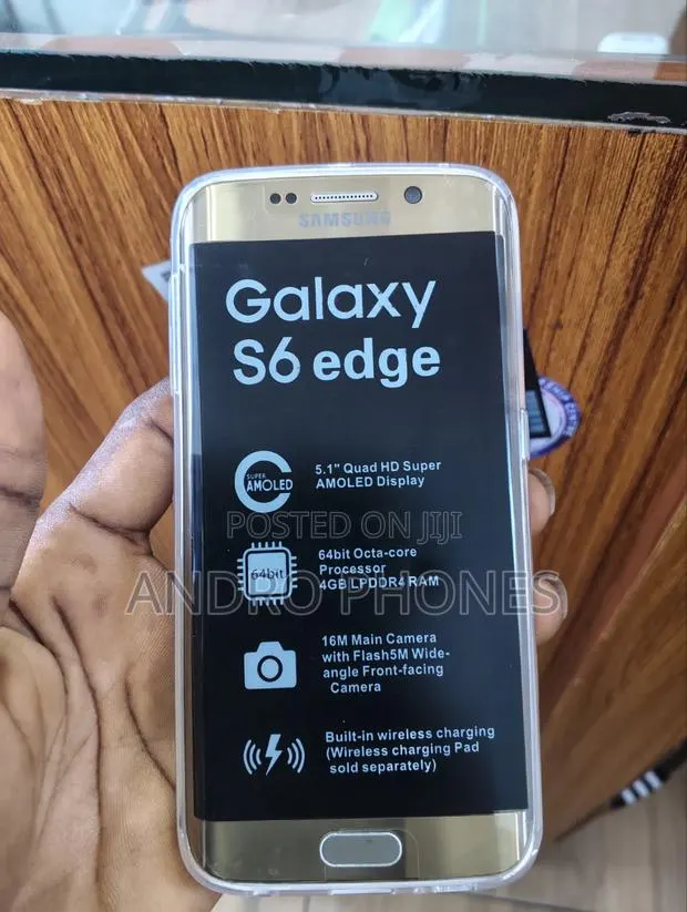 New Samsung Galaxy S6 edge 32 GB Gold · Photo 1