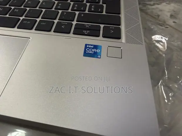 Laptop HP EliteBook 830 G8 16GB Intel Core i5 SSD 256GB · Photo 1