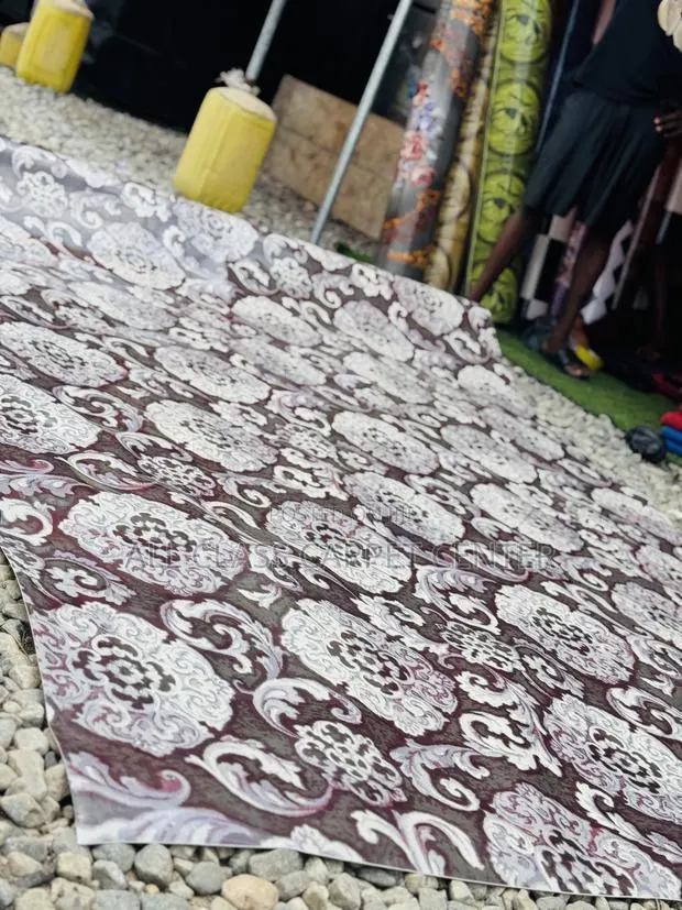 Very Nice American Carpet 2nd Grade · Photo 1