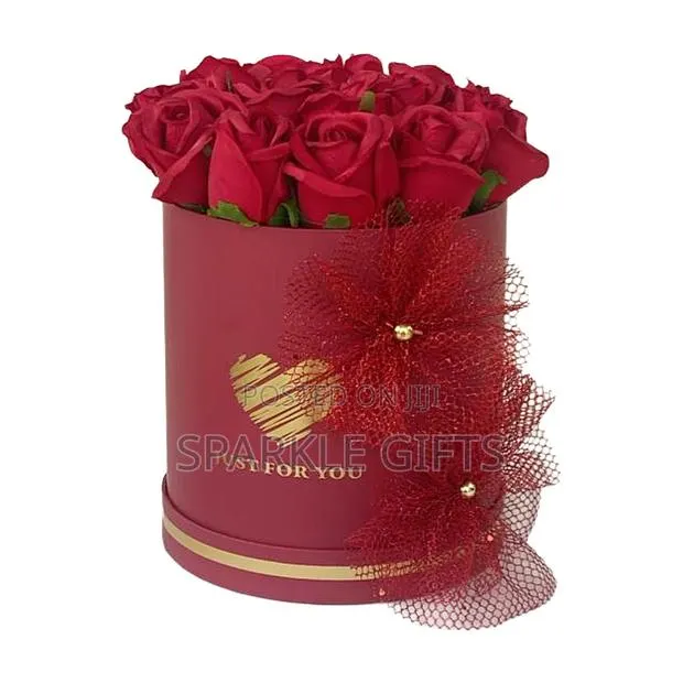 Romantic Bowl of Natural Roses to Delight Her on Valentines Day · Photo 1