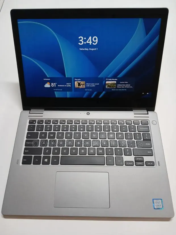 Laptop Dell Latitude 3310 2-in-1 8GB Intel Core i5 SSD 256GB · Photo 1