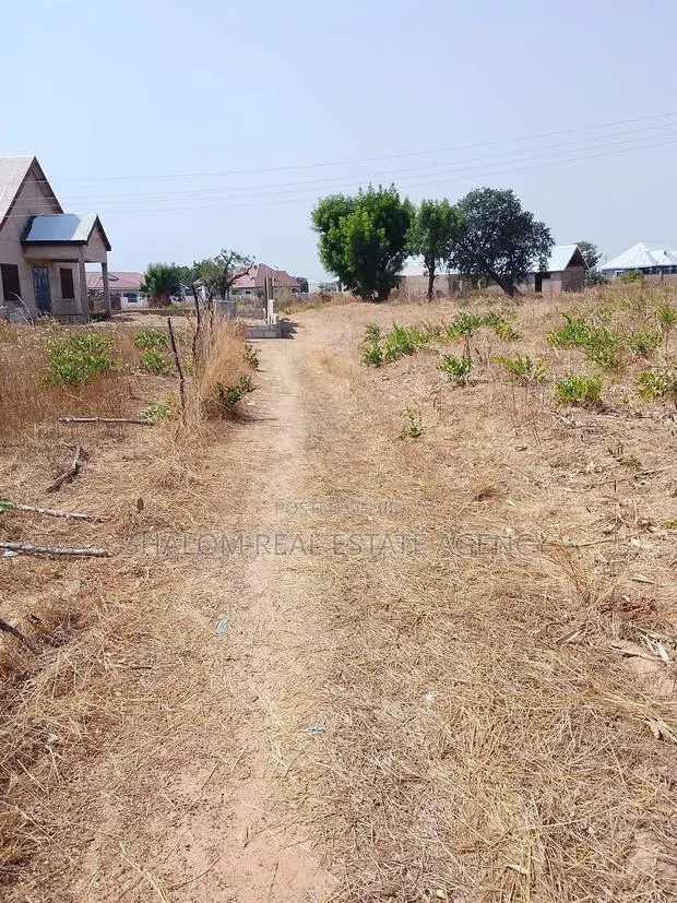 A Plot of Land at Chanshegu for Sale · Photo 8