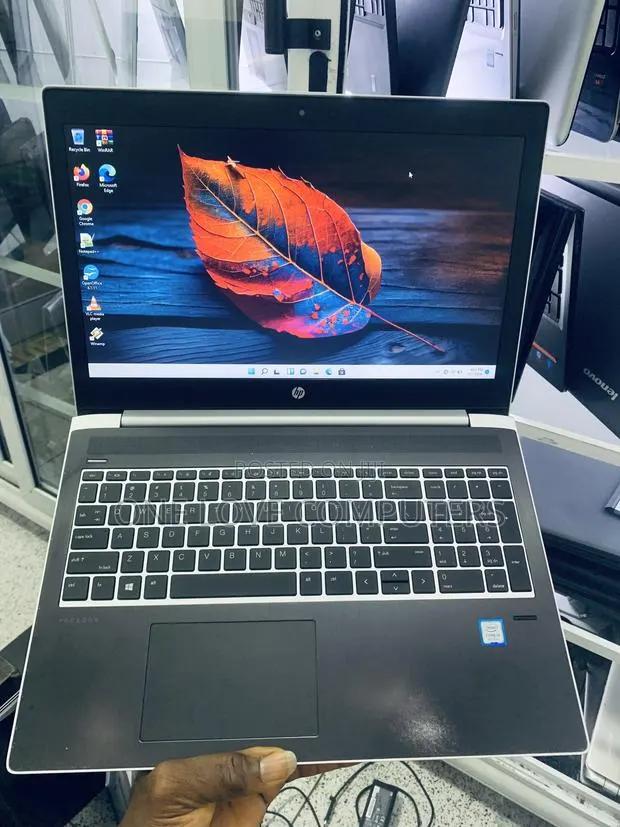 Laptop HP ProBook 450 G5 8GB Intel Core i5 SSD 256GB · Photo 1