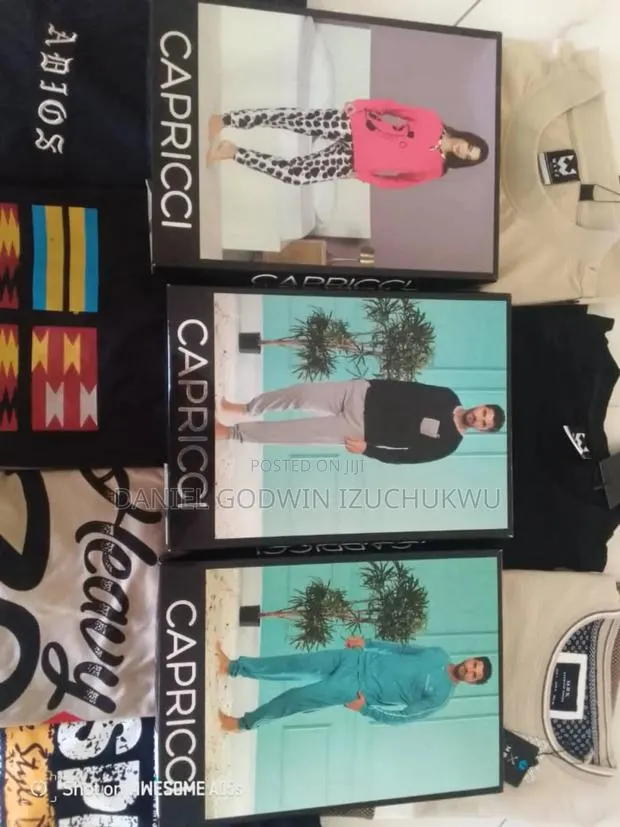 Pyjamas: For Males and Females. · Photo 1