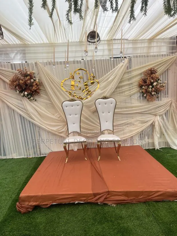 Engagement Decor · Photo 1