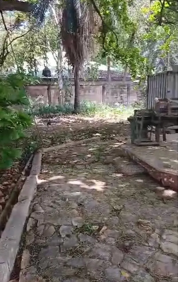 1 and Half Acres (6 Half Plots) at Airport Residential for Sale · Photo 1