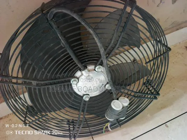 Extractor Fan · Photo 1