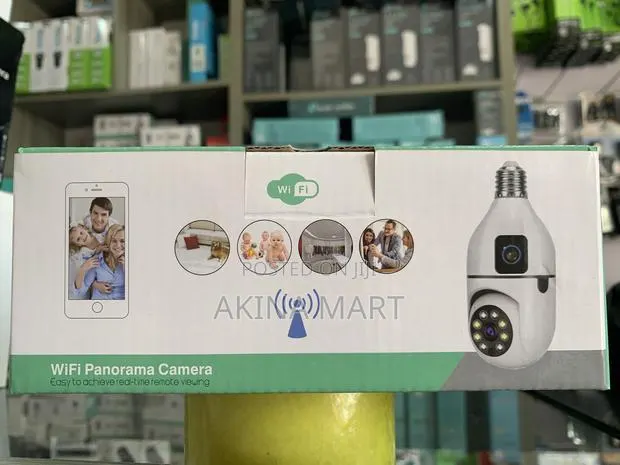Smart Dual Lens PTZ Bulb Camera Wifi · Photo 1