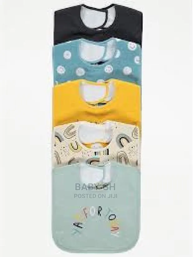 Assorted 5 Pack Bibs · Photo 1