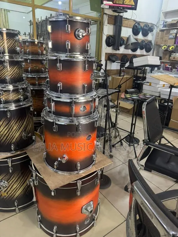 MAPEX 5 Set Drums · Photo 1