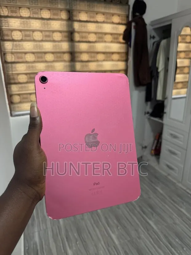 Apple iPad 10.2 (2020) Wi-Fi 64 GB Pink · Photo 1