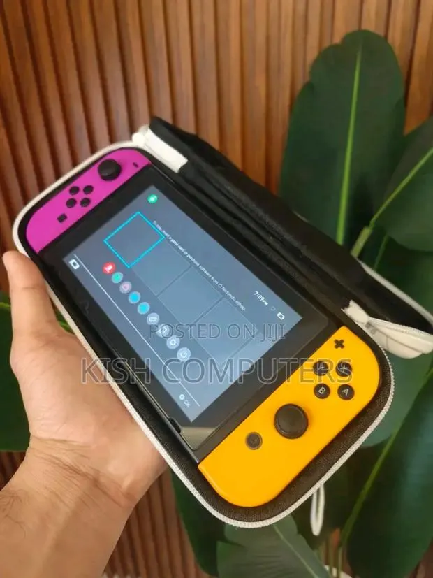 Nintendo Yellow Switch · Photo 1