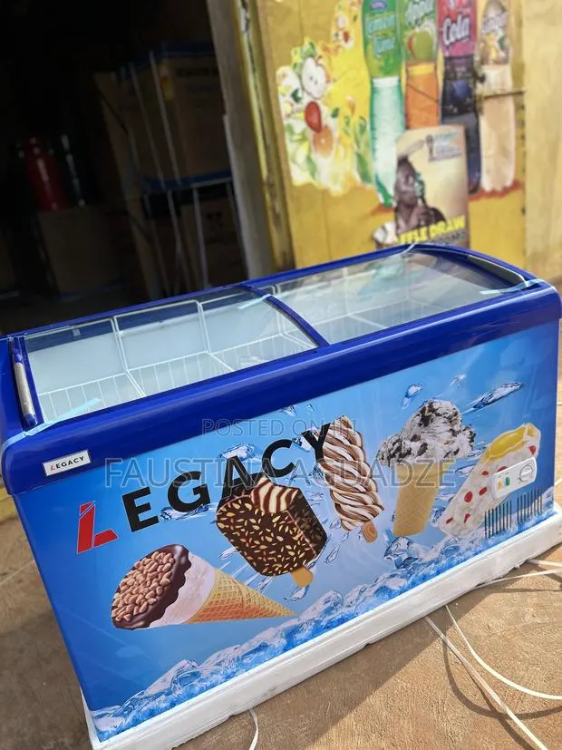 Legacy 258 Display / Iced Cream Freezer · Photo 1