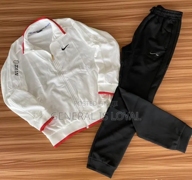 Tracksuit/ Top And Down · Photo 1