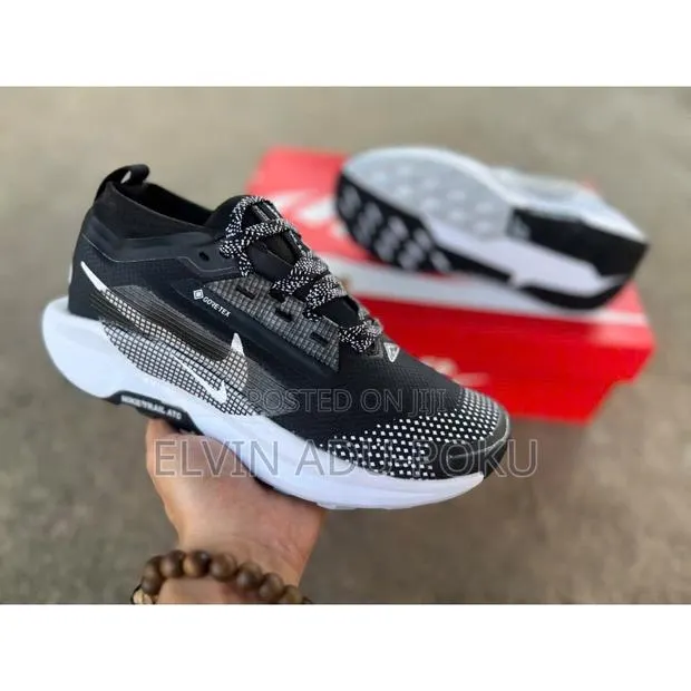 Nike Zoom Trail Atc Sneaker in Different Colours , Swipe > · Photo 1