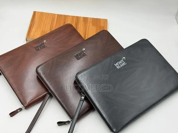 Mont Blanc Leather Pouch · Photo 1