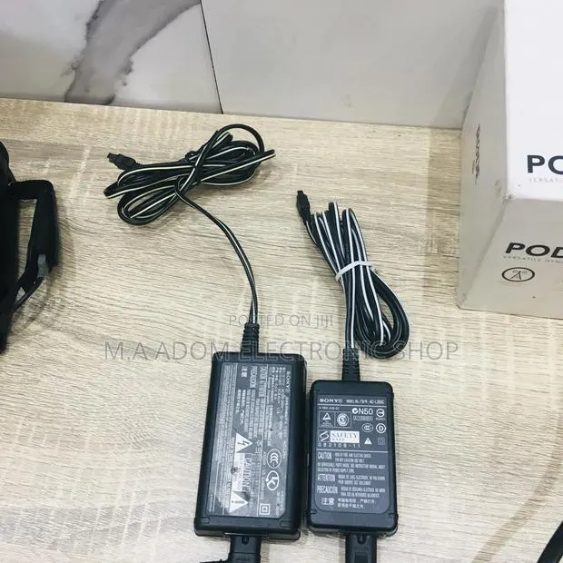 Sony Videos Camera Charger · Photo 1