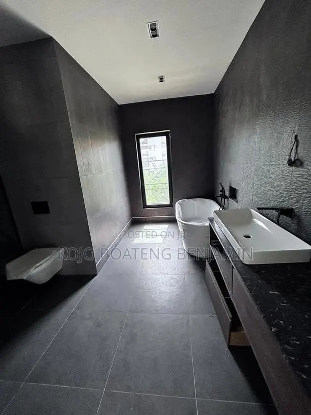 4bdrm House in US Embassy Area for rent · Photo 3