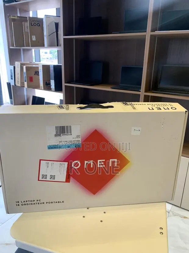New Laptop HP Omen 16 16GB Intel Core i7 SSD 1T · Photo 1