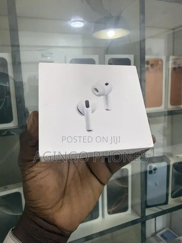 AirPods Pro 3 · Photo 1