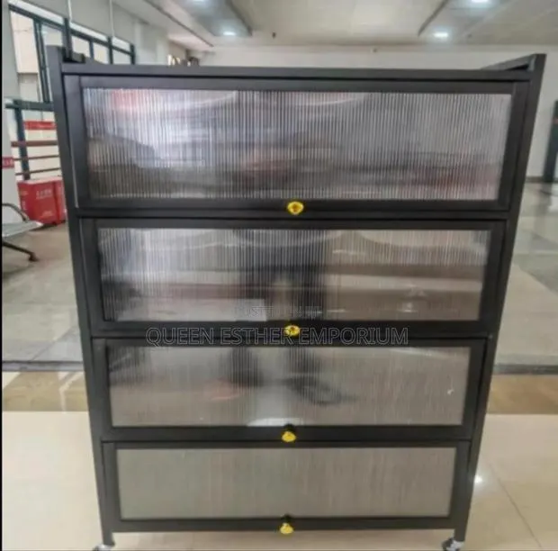 Shelves With Glass · Photo 1