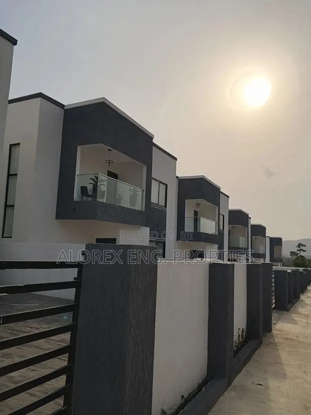 2bdrm House in Oyarifa $90,000 for sale · Photo 1