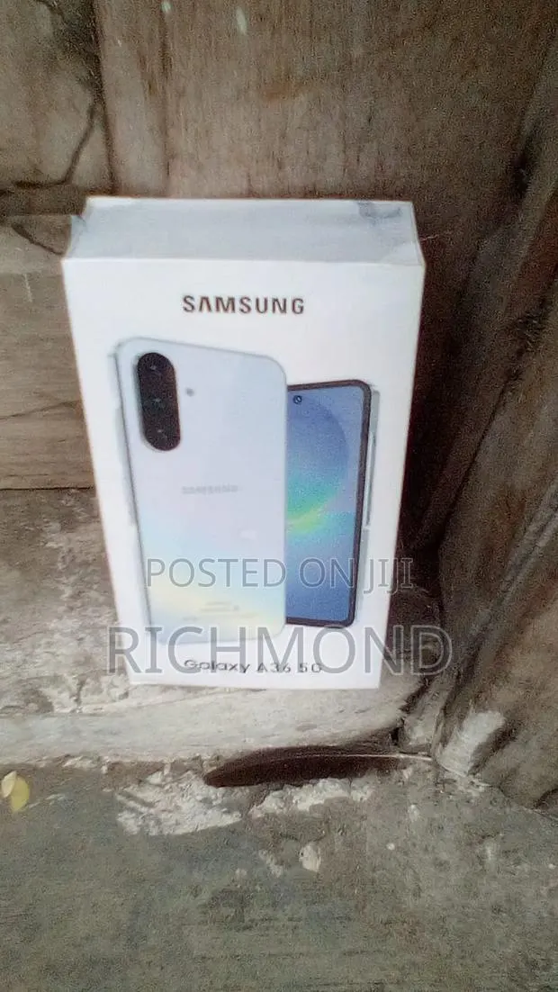 New Samsung Galaxy A36 256 GB White · Photo 1