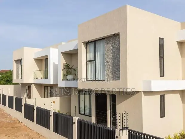 4bdrm House in Oyarifa, Accra Metropolitan for sale · Photo 1