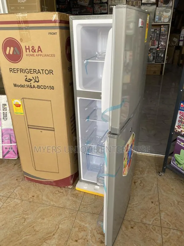 Double Door Mini Refrigerator(H a-150l) · Photo 1