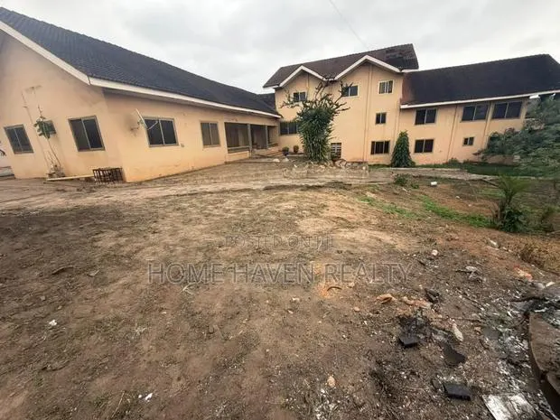 1.25 ACRES Land for Sale at Adjiriganor East Legon · Photo 1
