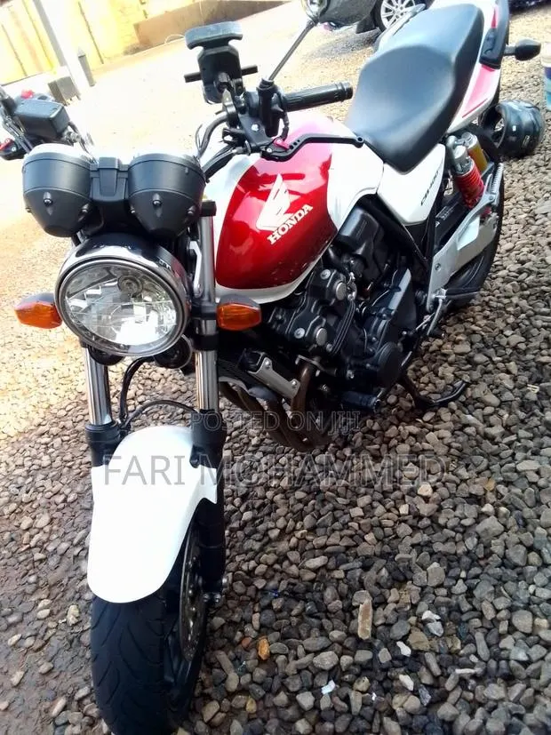 Honda CB 2020 White · Photo 1