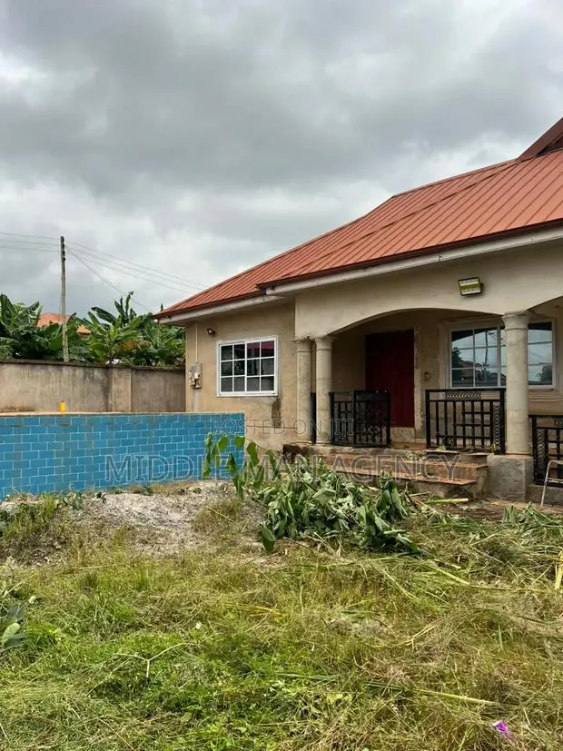 3bdrm House in Middle Man Agency, Kumasi Metropolitan for sale · Photo 1