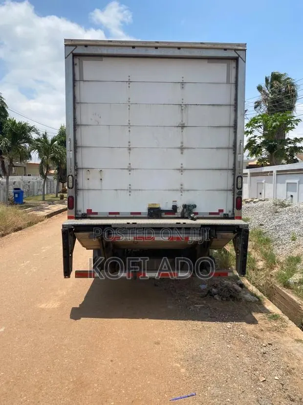 21ft Hino Box Truck for Sale – Clean Ready for Business · Photo 3