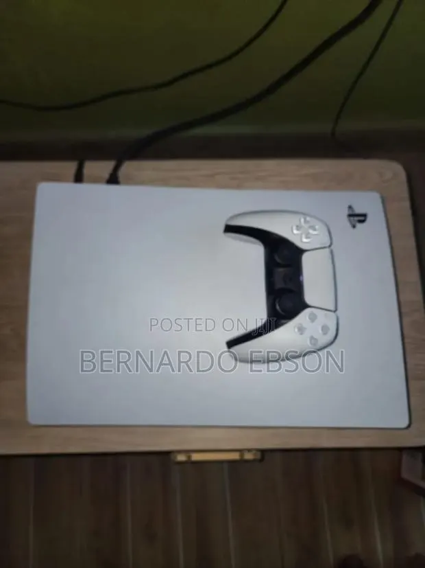 PlayStation 5 Console · Photo 1