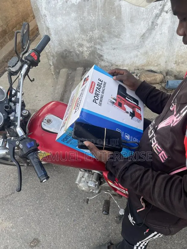 Portable Sack Sewing/ Closing Machine + 2 Free Threads · Photo 1