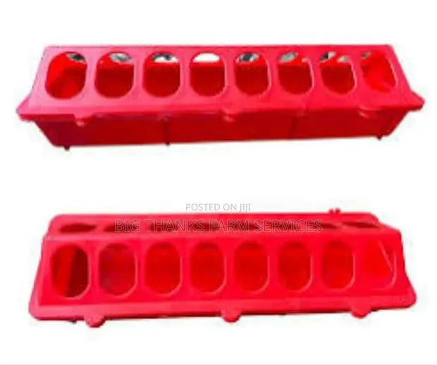 Chick Feeders, Red · Photo 1