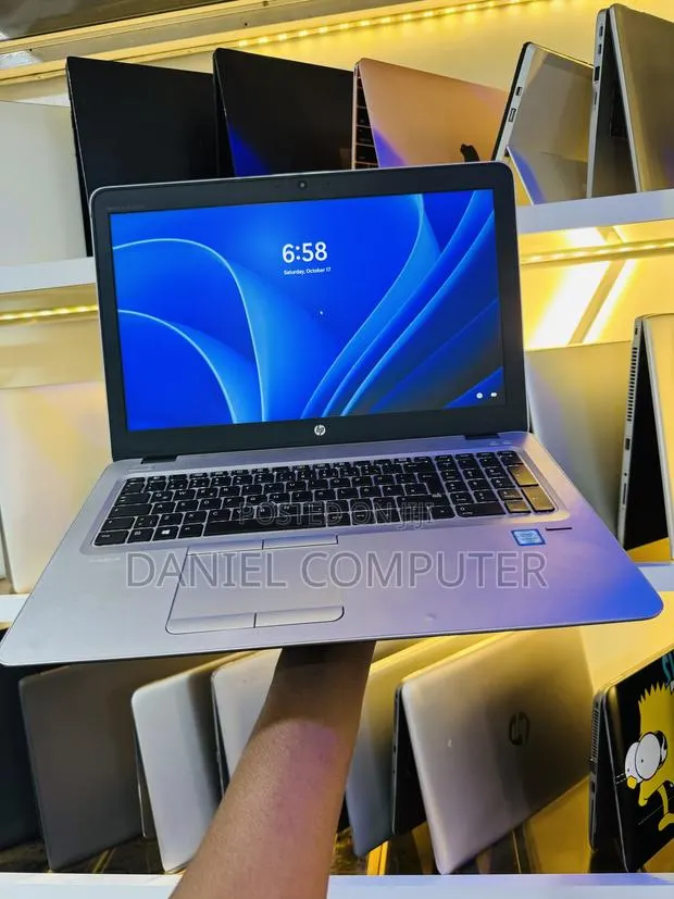Laptop HP EliteBook 850 G3 8GB Intel Core i7 SSD 256GB · Photo 1