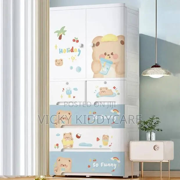 Cartoon Kids Wardrobe · Photo 1