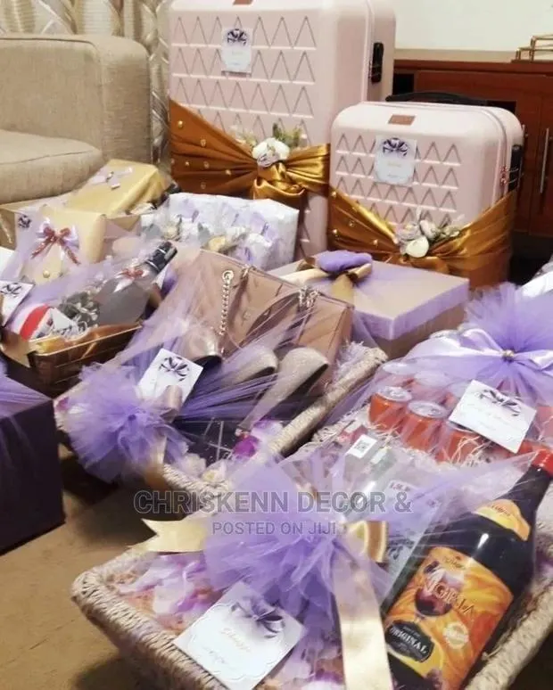 Wrapping of Dowry or Engagement Items · Photo 1