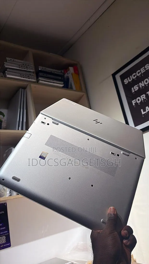 Laptop HP EliteBook 840 G5 8GB Intel Core i5 SSD 256GB · Photo 4