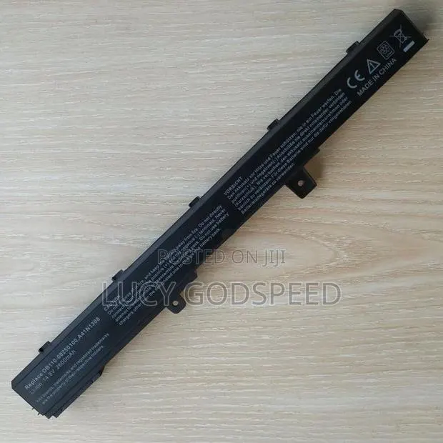 Asus X551C · Photo 1