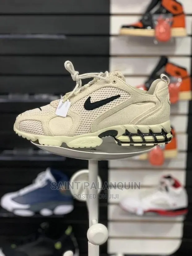 Nike Cream Spiridon Cage 2 · Photo 1