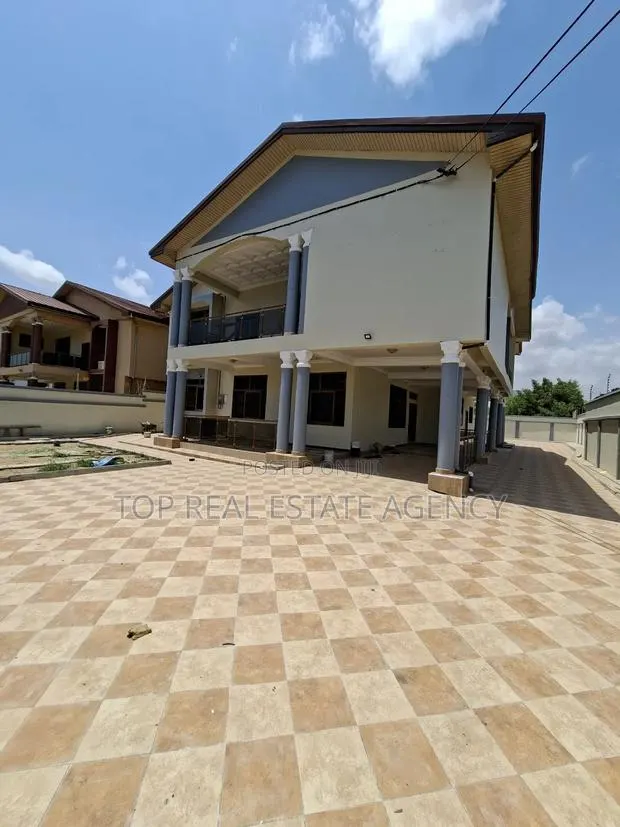 5bdrm Duplex in Ars, American House for rent · Photo 1